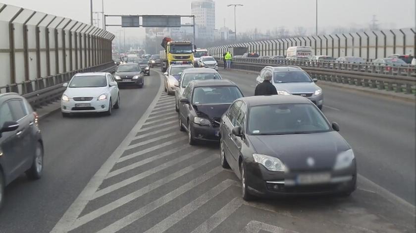 Zderzenie Czterech Aut Na Trasie Siekierkowskiej Tvn Warszawa