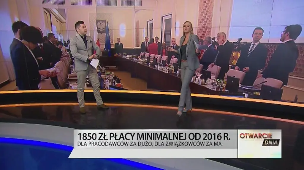 1850 zł płacy minimalnej od 2016 roku - Blajer tłumaczy