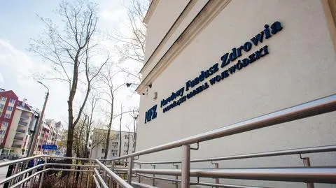 nfz shutterstock_1360402592