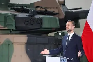 Uroczystość podpisania umowy wykonawczej na pozyskanie kolejnych czołgów K2