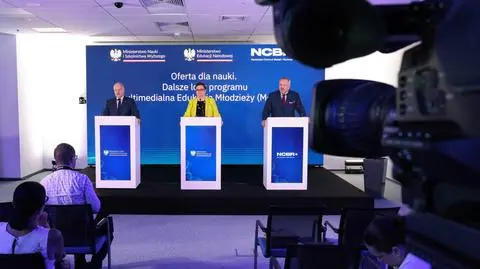 Zamykają program dla uczniów. "Kojarzy mi się ze sprawą niesławnej willi plus"