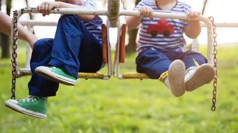 Dodatkowy zasiłek opiekuńczy także po wakacjach?