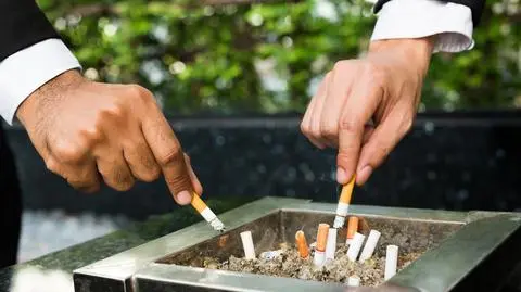 Eksperci: Palenie papierosów źle wpływa na funkcjonowanie firmy