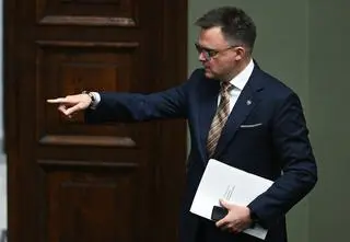 "Antypolityk", który wszedł do polityki. Co zostawia po sobie Szymon Hołownia