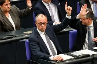 Bundestag zmienił konstytucję – budżet na wojsko bez ograniczeń 
