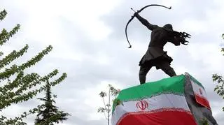 Iran grozi atakami. Nawet zbliżenie się "będzie uznane za współpracę z wrogiem" 
