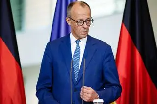 Kanclerz Niemiec Friedrich Merz na "stalowym szczycie"
