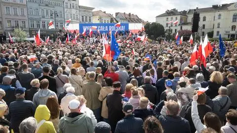 wiec, kampania, tłu wyborczy, Trzaskowski