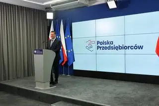 Krzysztof Paszyk na konferencji prasowej 
