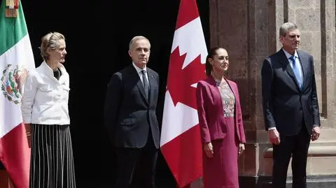 Premier Kanady Mark Carney, jego żona Diana Fox, prezydent Meksyku Claudia Sheinbaum i jej mąż Jesus Maria Tarriba (od lewej do prawej)