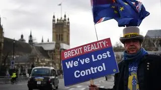 Już dwie trzecie Brytyjczyków uważa, że brexit był porażką. Oto kogo za to winią