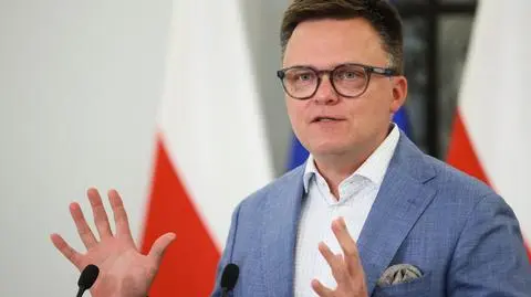 "Ona nie leczy niczyjego zdrowia. Ona zabija polskie firmy". Hołownia o składce zdrowotnej