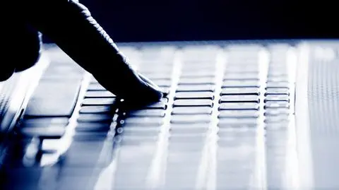 Chciała sprzedać dziecięcy rowerek. Kliknęła w link i straciła 46 tysięcy złotych