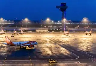 Problemy na lotnisku w Berlinie. Przez drona