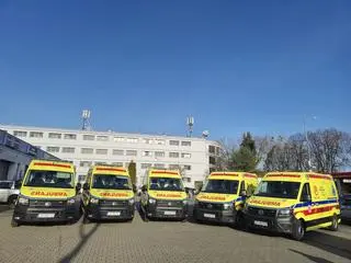 Nowe ambulanse kosztowały ponad cztery miliony złotych