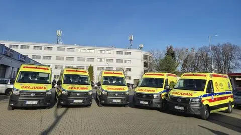 Nowe ambulanse kosztowały ponad cztery miliony złotych