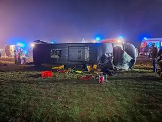 Wypadek busa w województwie świętokrzyskim 