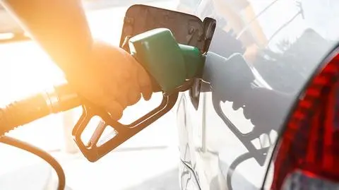 Analitycy: w najbliższym czasie paliwa na stacjach zapewne stanieją