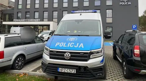 Policjanci na zwolnieniach, komendant patroluje miasto