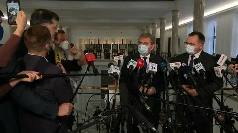 Artur Dziambor na konferencji posłów PiS