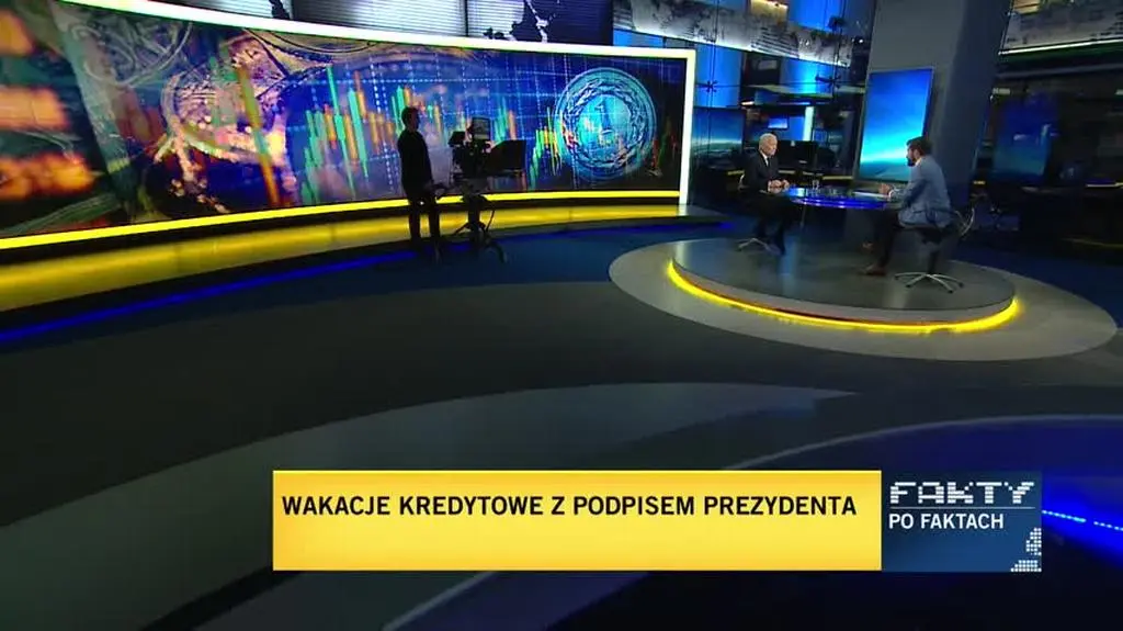 Bielecki: kosztem sektora bankowego rząd chce pokazać, że kocha wszystkich Polaków