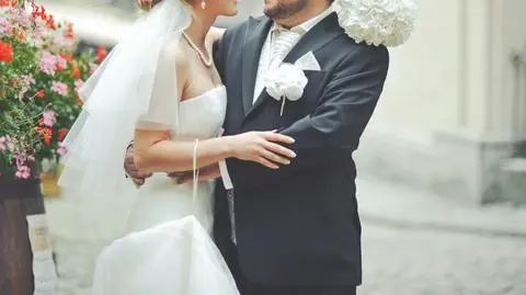Trzy wesela z koronawirusem, zakażona panna młoda. "Zrezygnujmy z tradycyjnego misiaczka"