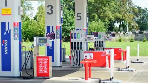 Fuzja Orlenu i Lotosu. Zastosowano procedurę "zatrzymania zegara"