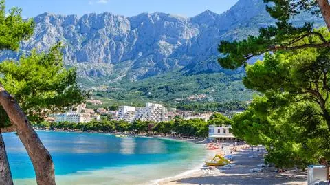 Wakacje w czasie pandemii. Kraje, które zyskują na popularności wśród Polaków