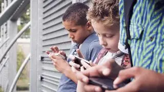 W Holandii dzieci nie mogą używać telefonów w szkołach