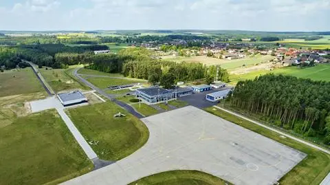 Spadek liczby pasażerów niemal na wszystkich polskich lotniskach. Jest jeden wyjątek