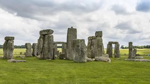 Stonehenge to jedna z najsłynniejszych i najbardziej tajemniczych budowli na świecie