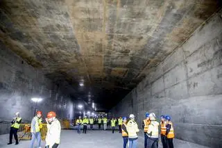 Król Fryderyk X odwiedza plac budowy tunelu Fehmarn Belt w Rodbyhavn
