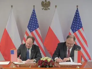 Mark Brzezinski, Piotr Samson