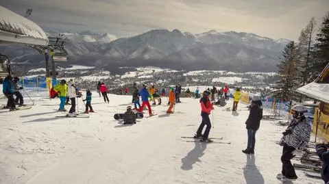 Branża turystyczna: decyzja rządu w praktyce likwiduje sezon zimowy