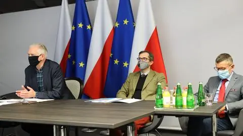 Rząd będzie dostawał informacje od banków. "Pomogą nam w wypracowaniu rozwiązań"
