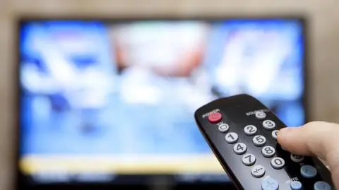 Kobieta zmarła przed telewizorem
