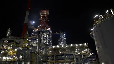 Ministerstwo o "potencjalnym ryzyku niekontrolowanego, dalszego zbycia udziałów w Rafinerii Gdańskiej"