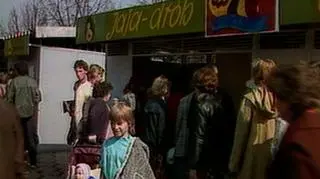 Od tak zwanych szczęk i rękodzieła w przydomowych garażach po ekskluzywne sklepy i nowoczesne zakłady produkcyjne - tak rodziła się przez minione 20 lat polska przedsiębiorczość. I chociaż dzisiaj bardzo wiele, bo aż połowa Polaków uważa się za pokrzywdzonych przez gospodarczą transformację ustrojową, połowa wykorzystała możliwości, które dał jej przełom.