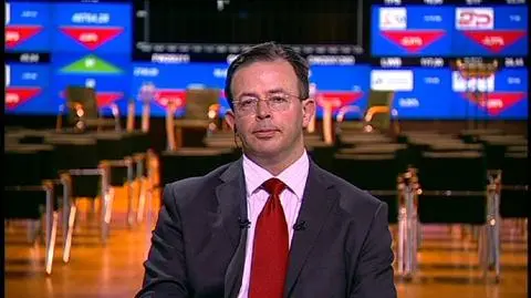Mocny frank straszy polskich kredytobiorców. Jak zabezpieczyć się przed zmianą kursu walutowego za pomocą instrumentów pochodnych? M.in. o tym Krzysztof Borowski ze Szkoły Giełdowej GPW. 