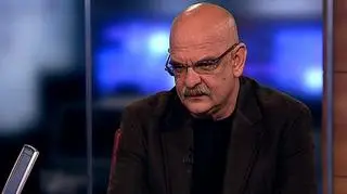 Tysiące osób walczy z powodzią na południu kraju. Poziom wód w rzekach podnosi się z minuty na minutę. Na południu kraju woda w wielu miejscach przerywa wały przeciwpowodziowe, zalane są drogi i tory. Rozmowa z Jackiem Machockim, prezesem Pekaes-u i Krzysztofem Łańcuckim, rzecznikiem Polskich Linii Kolejowych.