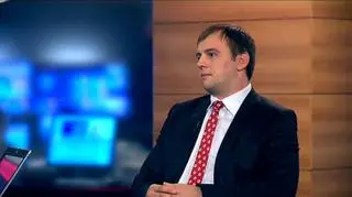 PIOTR OWDZIEJ, ANALITYK KBC SECURITIES