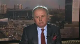 W 6 kopalniach JSW przeprowadzono strajk, przerwano wydobycie węgla. Prtotestujący obawiają się likwidacji części miejsc pracy po prywatyzacji spółki. Zdaniem Jerzego Markowskiego, byłego wiceministra gospodarki, JSW jest źle zarządzana, i nie potrafi wykorzystać obecnego popytu na węgiel.