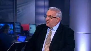 Spór między Ministerstwem Finansów a samorządami rozwiązany? Kością niezgody są długi lokalnych samorządów. Niezależnie jednak od ostatecznego kształtu ustawy, samorządy będą konsekwentnie ograniczać zadłużenie. Rozmowa z A. Porawskim, dyrektorem generalnym Związku Miast Polskich