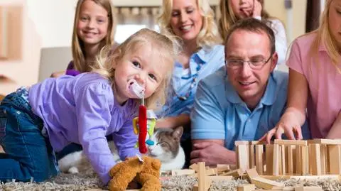 Koszt wychowania dziecka. Raport CAS