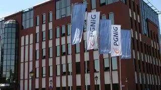 Przychody z kolei wzrosły do 12,49 mld zł z 9,54 mld zł