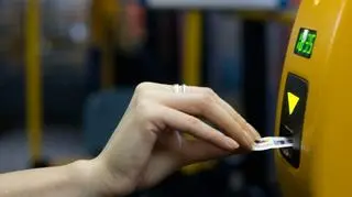 Aplikacja korzystająca z beaconów zastąpi bilety komunikacji miejskiej