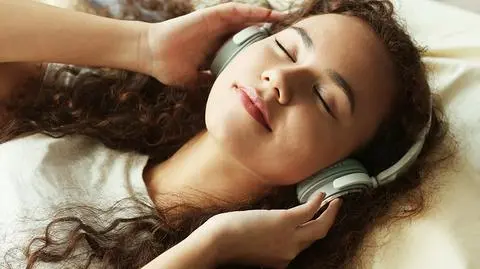 Facebook i Universal Music podpisały wieloletnią umowę licencyjną