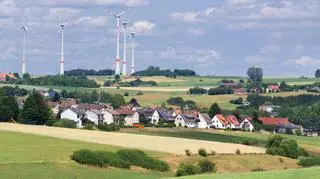Zdaniem Moody's ustawa wiatrakowa utrudni rozwój odnawialnych źródeł energii