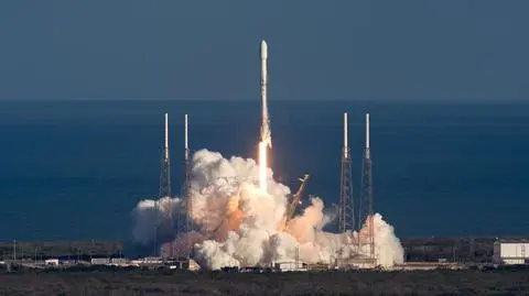 Rakieta Falcon 9 umieściła na orbicie satelitę GovSat-1