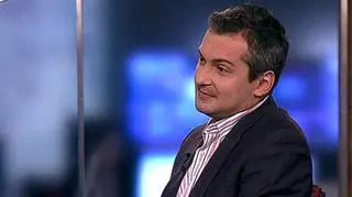 Prywatyzacja obywatelska może nie przynieść Puławom tak dużych korzyści jak inwestor - uważają eksperci. Zdaniem analityka firmy doradczej Frost&Sullivan Krzysztofa Grzybowskiego, który był gościem programu "Dzień na rynkach" prywatyzacja obywatelska budzi pewne obawy, ale jednocześnie jest skuteczna. Dodaje, że w przypadku Puław może być problem z taką prywatyzacją, bo to duży zakład. Przypomnijmy, że związkowcy z Puław, w ramach zawartego Porozumienia na rzecz Prywatyzacji Obywatelskiej, chcą przystąpienia, jako spółka pracowniczo-samorządowa do konkursu na zakup akcji Zakładów Azotowych „Puławy" S.A. 